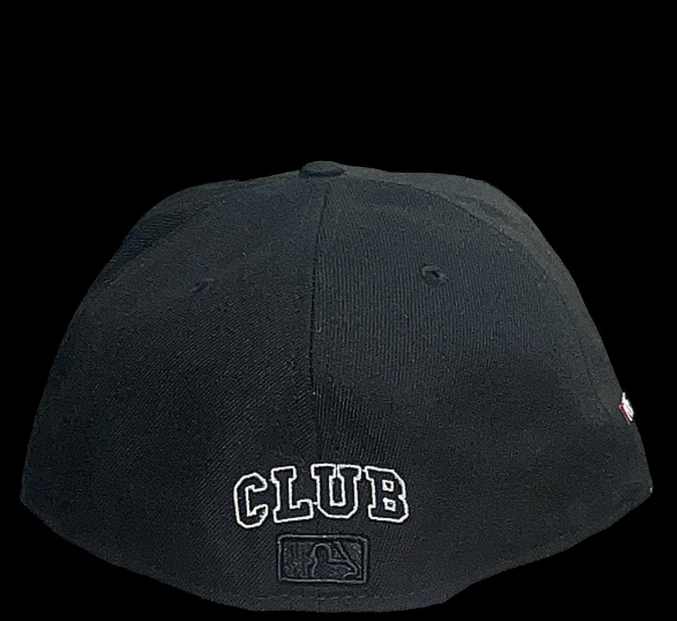 COMMUNITY FITTED. Pre-sale